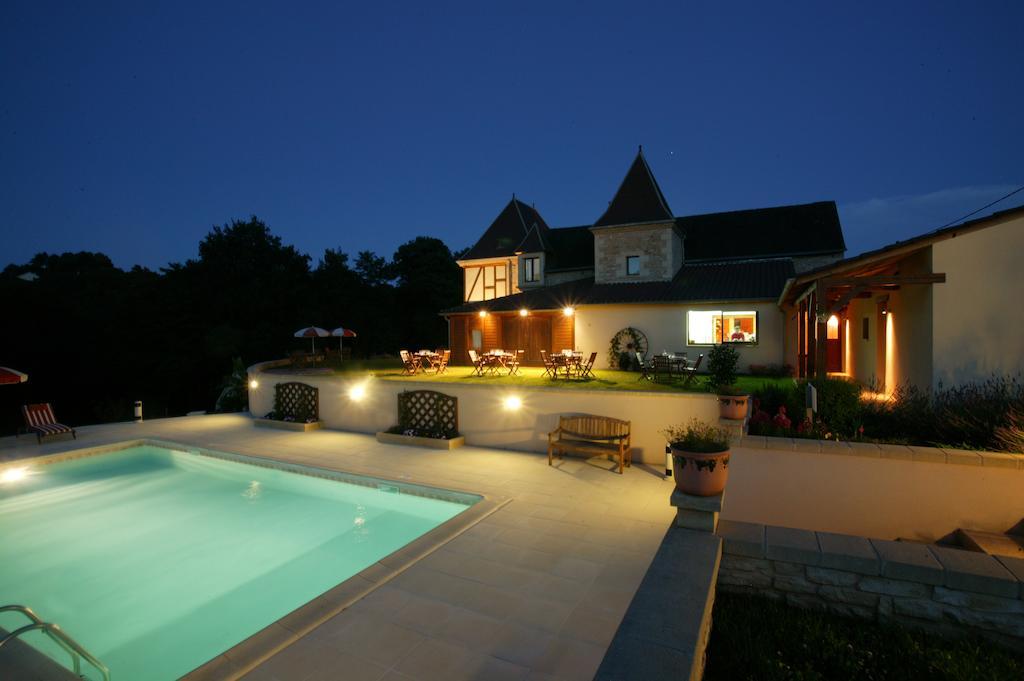 Chambres D'Hotes Les Peyrouses Sarlat-la-Caneda Ngoại thất bức ảnh