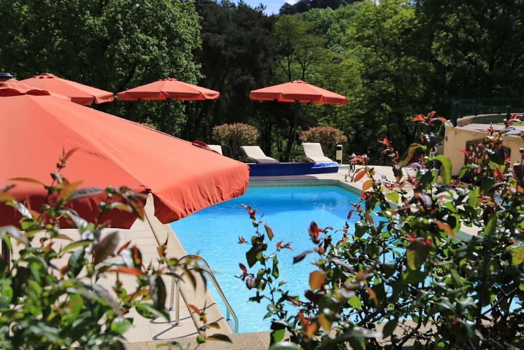 Chambres D'Hotes Les Peyrouses Sarlat-la-Caneda Ngoại thất bức ảnh